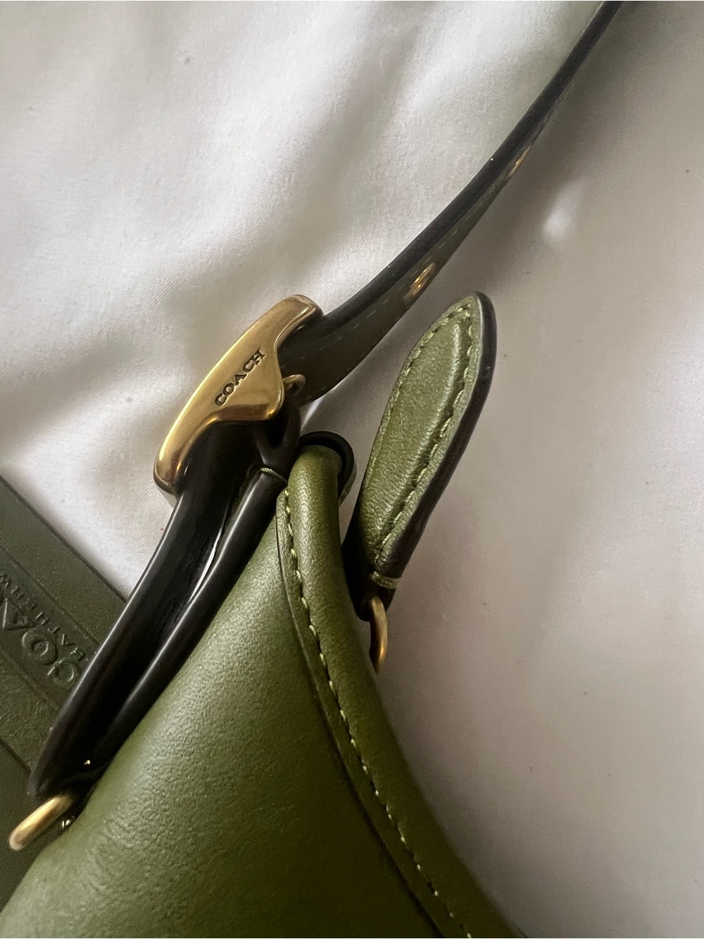 Coach Hampton Hobo Olive Green Leather Shoulder Bag with Gold Hardware - Picture 5 of 8